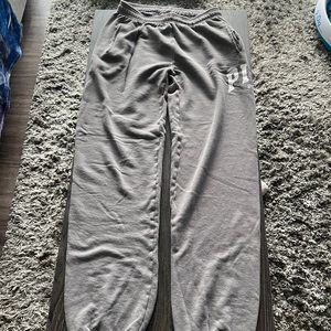 VS Pink oversized gray sweatpants w/ pockets
